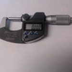 MICROMETRE / GRIS
