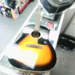 GUITARE ACOUSTIQUE / BOIS