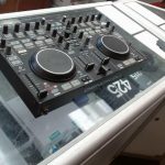 CONSOLE DE MIXAGE
