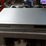 LECTEUR DVD & BLUERAY / GRIS