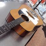 GUITARE ACOUSTIQUE / BOIS