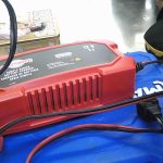 OUTIL ELECTRIQUE A DETAILLER / ROUGE