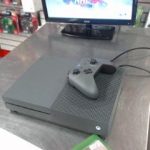 CONSOLE XBOX ONE / GRIS