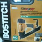 CLOUEUSE PNEUMATIQUE (GUN A CLOU) / JAUNE