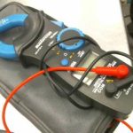 MULTIMETRE A PINCE NUMERIQUE