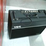 AMPLIFICATEUR DE GUITARE / NOIR