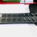 CONSOLE DE MIXAGE (MIXER) / NOIR