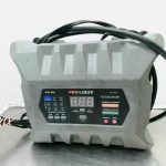 CHARGEUR D'AUTO (BOOSTER PACK) / GRIS