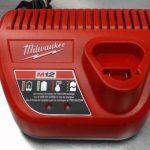 CHARGEUR DE BATTERIE SANS FILS