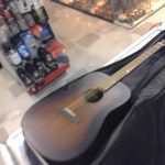 GUITARE ACOUSTIQUE / MARRON