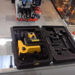 NIVEAU LASER / JAUNE