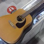 GUITARE ACOUSTIQUE / BEIGE