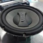 SUBWOOFER D'AUTO / GRIS