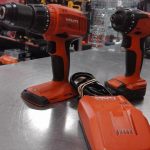 PERCEUSE (PERCUSSION, COLONE, ECT) / ROUGE