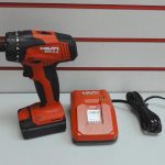 TOURNEVIS ELECTRIQUE / ROUGE