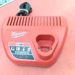 CHARGEUR DE BATT SANS FILS / ROUGE