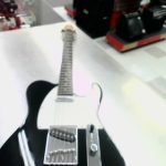 GUIT ELECTRIQUE / NOIR