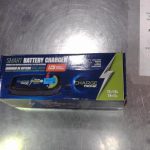 CHARGEUR D'AUTO (BOOSTER PACK) / NOIR