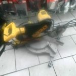 SCIE A ONGLET / JAUNE