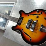 BASS ELECTRIQUE / BEIGE