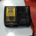 CHARGEUR DE BATTERIE SANS FILS / NOIR