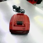CHARGEUR DE BATTERIE SANS FILS / ROUGE