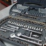 ENS. DE DOUILLE 
INCOMPLET ( MANQUE UN RATCHET ET 5 DOUILLE)