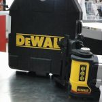 NIVEAU LASER / JAUNE