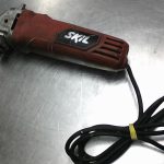 GRINDER (MELEUSE A MAIN) / ROUGE
