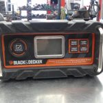 CHARGEUR D'AUTO / ORANGE