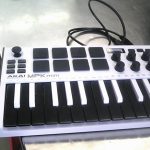 CLAVIER ELECTRONIQUE / BLANC
