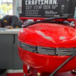 OUTIL ELECTRIQUE A DETAILLER / ROUGE