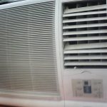 CLIMATISEUR / BLANC
