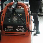 CHARGEUR D'AUTO (BOOSTER PACK) / ROUGE