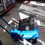 COMPRESSEUR A AIR / BLEU