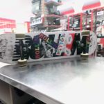 PLANCHE A ROULETTE / MULTICOLORE