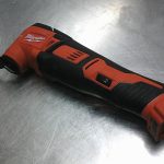 OUTIL ELECTRIQUE A DETAILLER / ROUGE