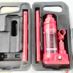 CRIC POUR AUTO (JACK) / ROUGE