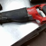 SCIE VA ET VIENT (PASSE-PARTOUT) / ROUGE