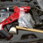 CLOUEUSE PNEUMATIQUE (GUN A CLOU) / ROUGE