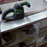 OUTIL ELECTRIQUE A DETAILLER / GRIS