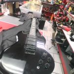 GUITARE ELECTRIQUE / NOIR