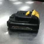 BATTERIE D'OUTIL SANS FILS / NOIR