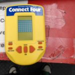 CONSOLE DE JEU / JAUNE