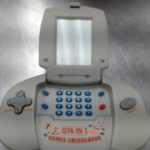 CONSOLE DE JEU / GRIS