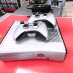 CONSOLE XBOX 360 / GRIS