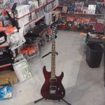 GUITARE ELECTRIQUE / ROUGE
