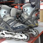 PATIN A ROUES ALIGNEES / GRIS