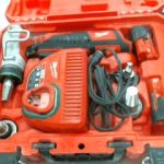 OUTIL ELECTRIQUE A DETAILLER / ROUGE