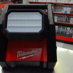 LAMPE SUR PIED (SPOT) / ROUGE